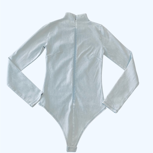 Good American Women’s Light Blue Funnel Collar Denim Bodysuit. Size S - Picture 10 of 13